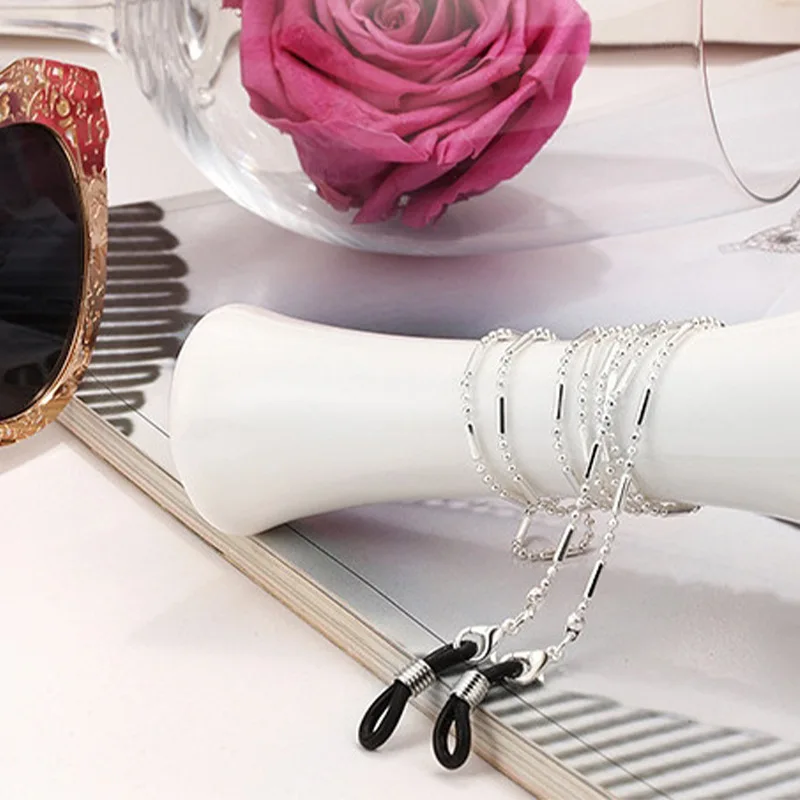 سلسلة نظارات شمسية عصرية للنسا - مراجعة Mask Chain Holder وسعره